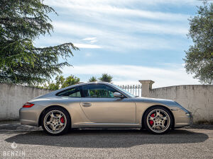 Porsche 911 type 997 Carrera S - 2005
