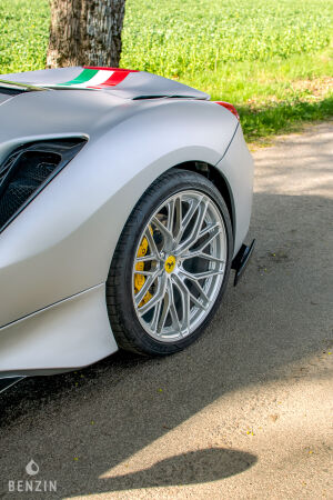 Ferrari 488 GTB kit Pista - 2016
