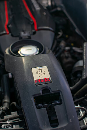 Ferrari 488 GTB kit Pista - 2016