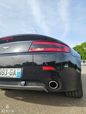 Aston Martin V8 Vantage - 2007