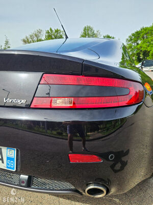 Aston Martin V8 Vantage - 2007