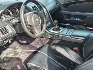 Aston Martin V8 Vantage - 2007