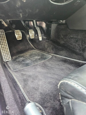 Aston Martin V8 Vantage - 2007