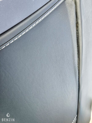 Aston Martin V8 Vantage - 2007