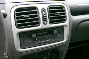 Renault Clio V6 - 2003