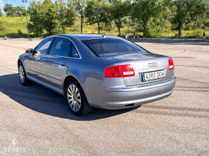 Audi A8 D3 W12 - 2004