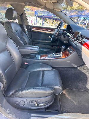 Audi A8 D3 W12 - 2004