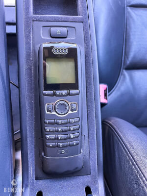 Audi A8 D3 W12 - 2004