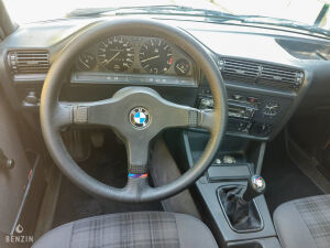 BMW 318is e30 - 1990