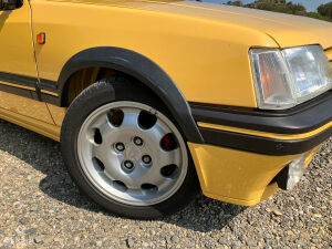 Peugeot 205 CTI - 1988 *Flash
