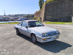 Opel Manta B 2000 GT/E - 1981