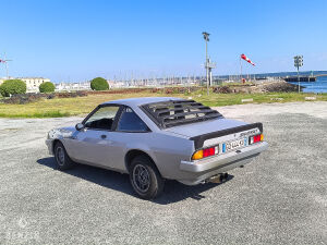 Opel Manta B 2000 GT/E - 1981