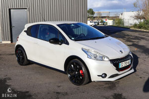 Peugeot 208 GTI 30th n°769/942 - 2015