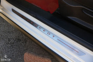 Peugeot 208 GTI 30th n°769/942 - 2015