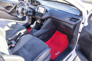 Peugeot 208 GTI 30th n°769/942 - 2015