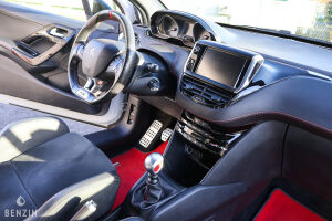 Peugeot 208 GTI 30th n°769/942 - 2015