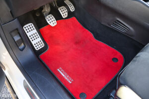 Peugeot 208 GTI 30th n°769/942 - 2015