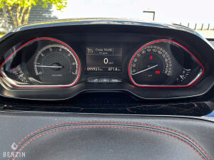 Peugeot 208 GTI 30th n°769/942 - 2015