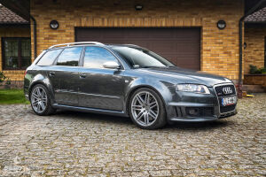 Audi RS4 B7 - 2007