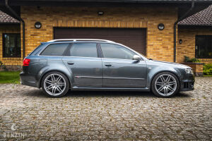 Audi RS4 B7 - 2007