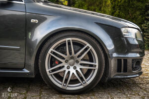Audi RS4 B7 - 2007