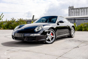 Porsche 911 type 997 Carrera - 2005