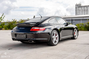Porsche 911 type 997 Carrera - 2005