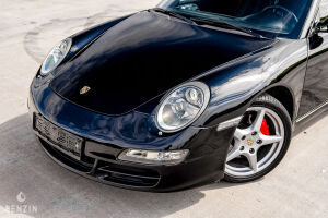 Porsche 911 type 997 Carrera - 2005