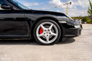 Porsche 911 type 997 Carrera - 2005