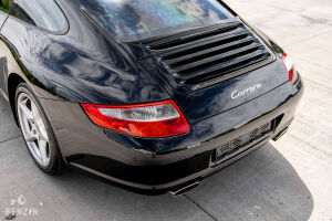 Porsche 911 type 997 Carrera - 2005
