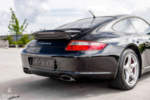 Porsche 911 type 997 Carrera - 2005