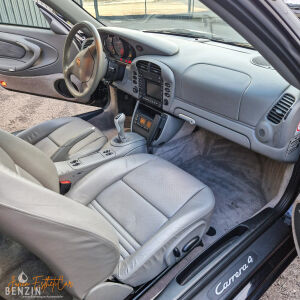 Porsche 911 type 996 Carrera 4 - 2002