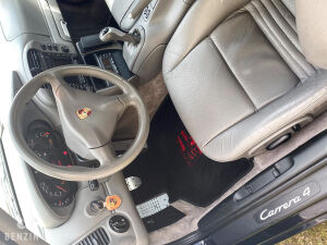Porsche 911 type 996 Carrera 4 - 2002