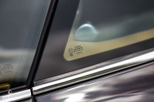 Aston Martin V8 Vantage - 2012