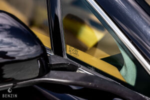 Aston Martin V8 Vantage - 2012