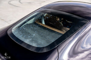 Aston Martin V8 Vantage - 2012