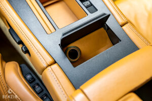 Aston Martin V8 Vantage - 2012