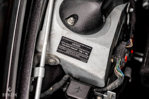 Aston Martin V8 Vantage - 2012