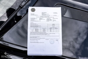 Aston Martin V8 Vantage - 2012