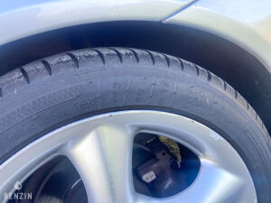 Mercedes-Benz CLK 320 - 2002