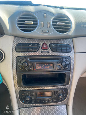 Mercedes-Benz CLK 320 - 2002