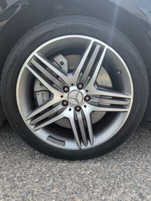 Mercedes-Benz CL63 AMG - 2011