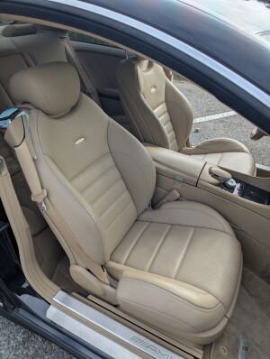 Mercedes-Benz CL63 AMG - 2011