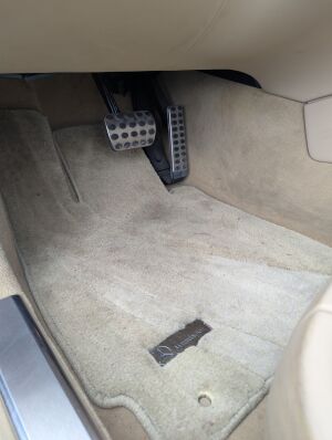 Mercedes-Benz CL63 AMG - 2011