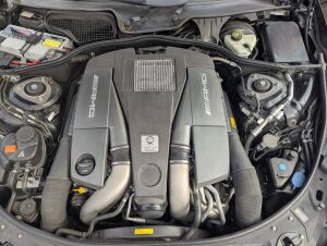 Mercedes-Benz CL63 AMG - 2011