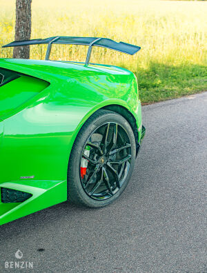 Lamborghini Huracan - 2016
