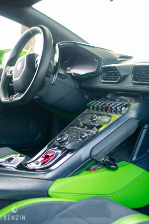 Lamborghini Huracan - 2016