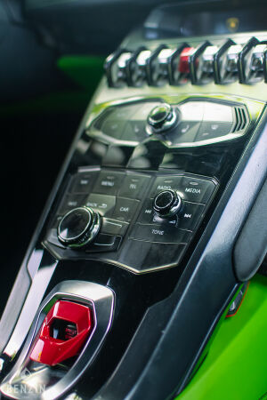 Lamborghini Huracan - 2016