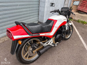 Suzuki GSX 550 E - 1985