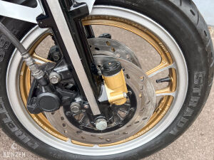 Suzuki GSX 550 E - 1985